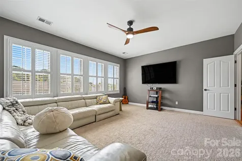 13719 Daltrey Lane Charlotte NC 28277