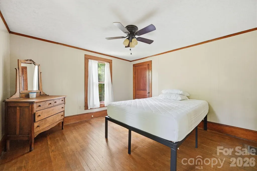 71 Warrior Road Newland NC 28657