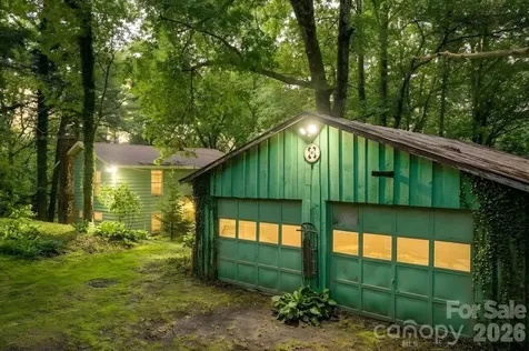 71 Warrior Road Newland NC 28657