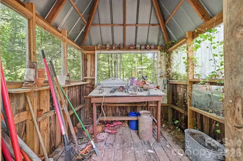 71 Warrior Road Newland NC 28657