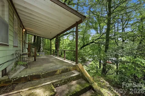 71 Warrior Road Newland NC 28657
