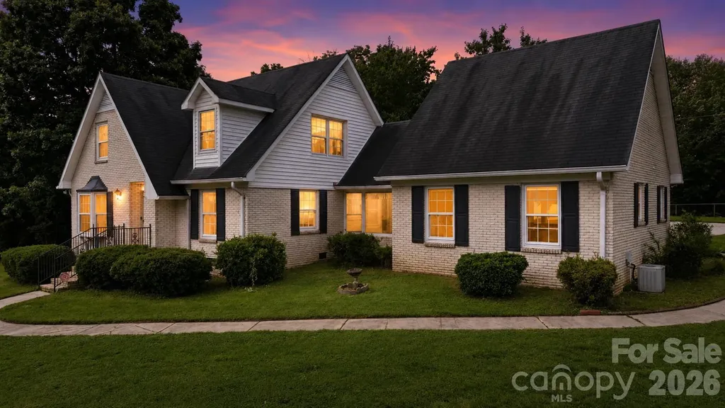 3343 Olde Creek Trail Matthews NC 28105