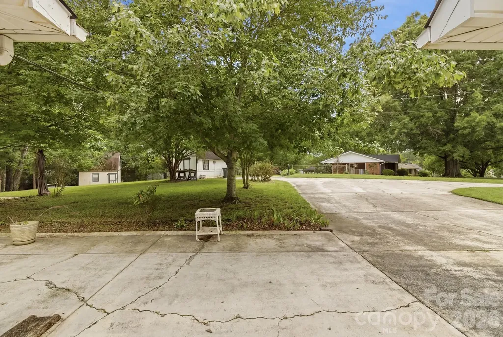 3343 Olde Creek Trail Matthews NC 28105