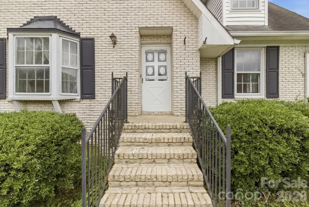 3343 Olde Creek Trail Matthews NC 28105