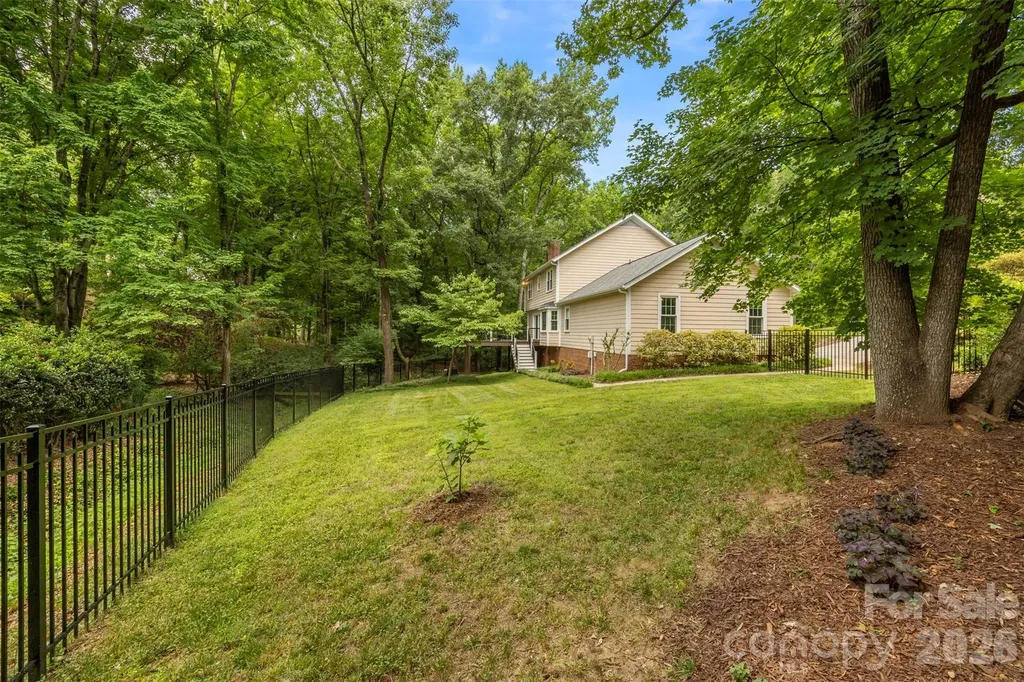 2328 Wittstock Drive Charlotte NC 28210