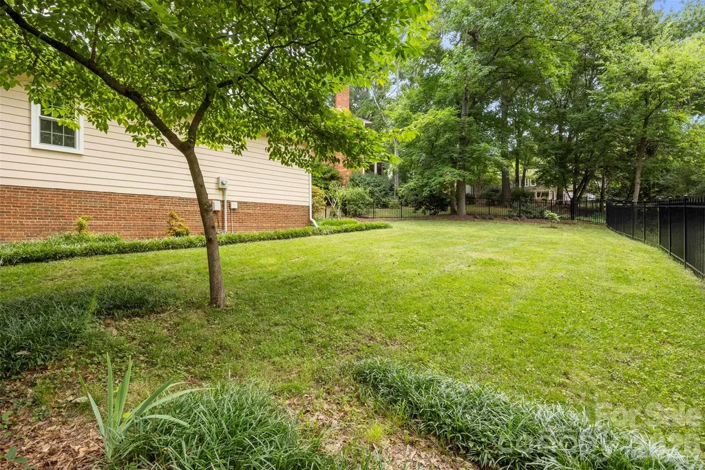 2328 Wittstock Drive Charlotte NC 28210