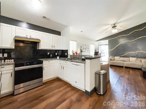 12151 Stewarts Crossing Drive Charlotte NC 28215