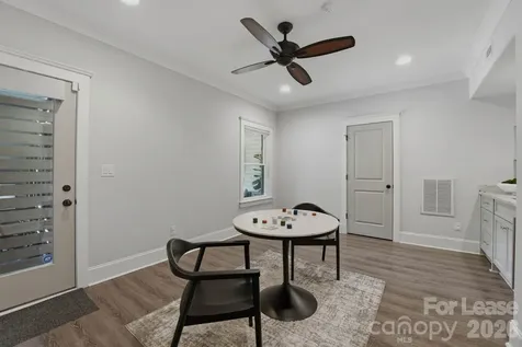 812 Ideal Way Charlotte NC 28203