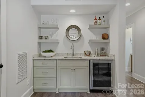 812 Ideal Way Charlotte NC 28203