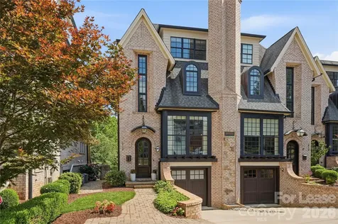 812 Ideal Way Charlotte NC 28203