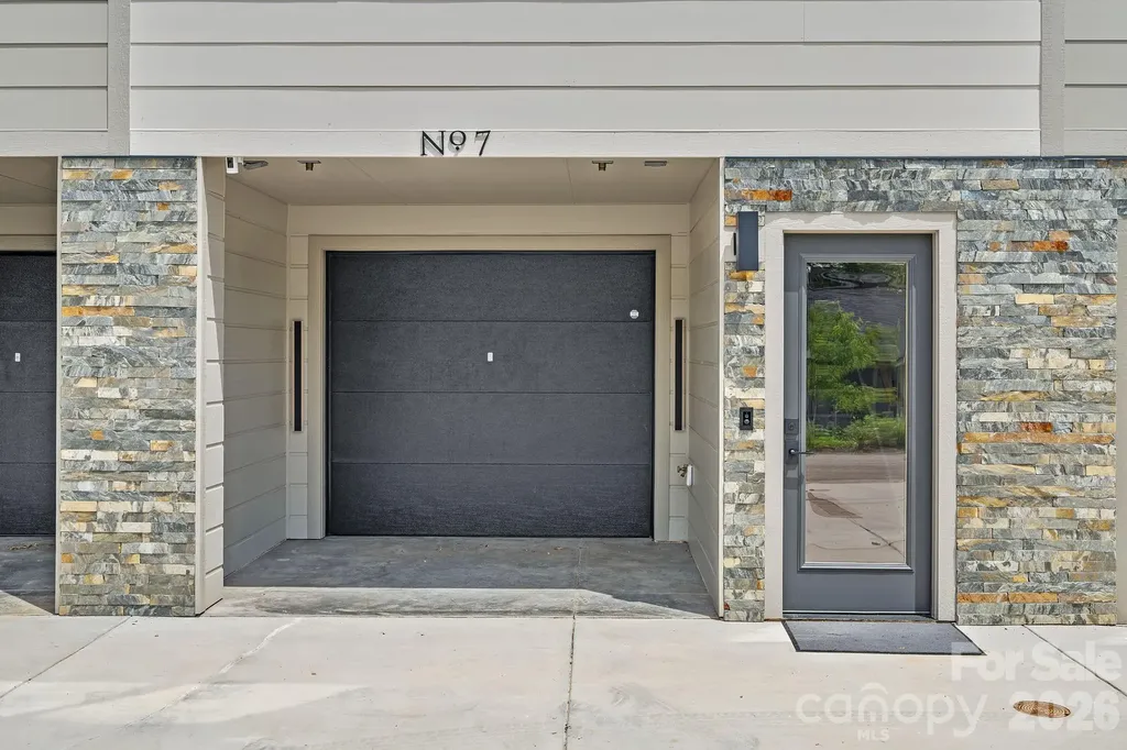 11 Gudger Road Asheville NC 28806