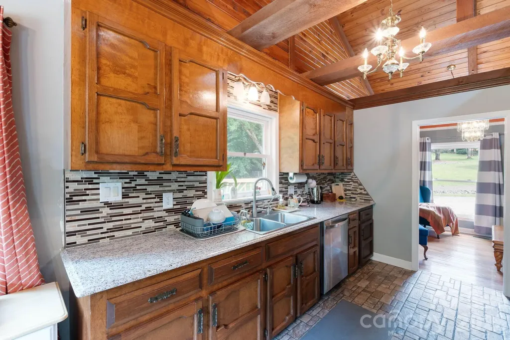 214 Fallingwood Circle Gastonia NC 28056