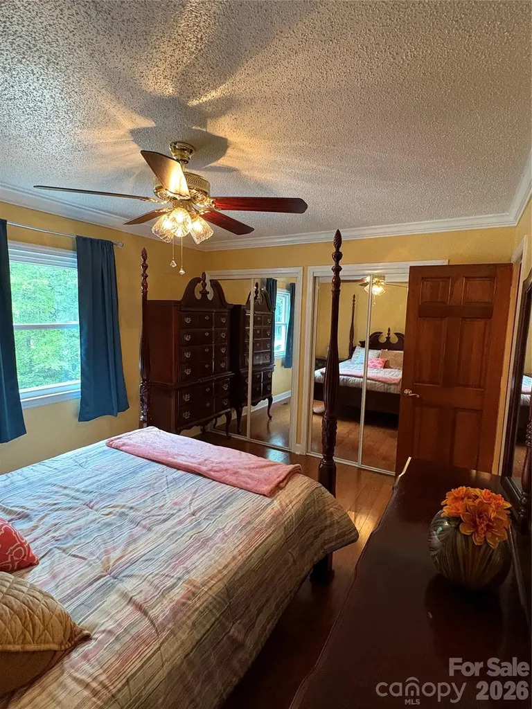214 Fallingwood Circle Gastonia NC 28056