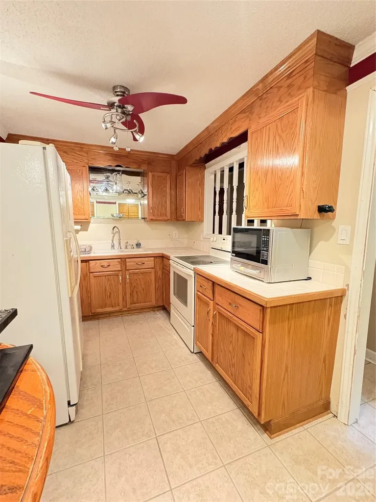 214 Fallingwood Circle Gastonia NC 28056