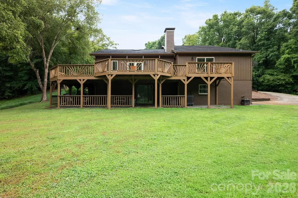 214 Fallingwood Circle Gastonia NC 28056