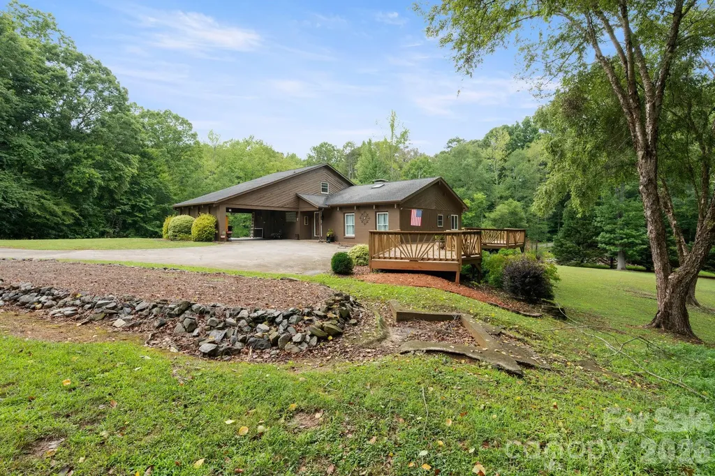 214 Fallingwood Circle Gastonia NC 28056