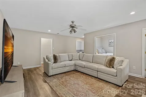12109 Baywoods Drive Tega Cay SC 29708