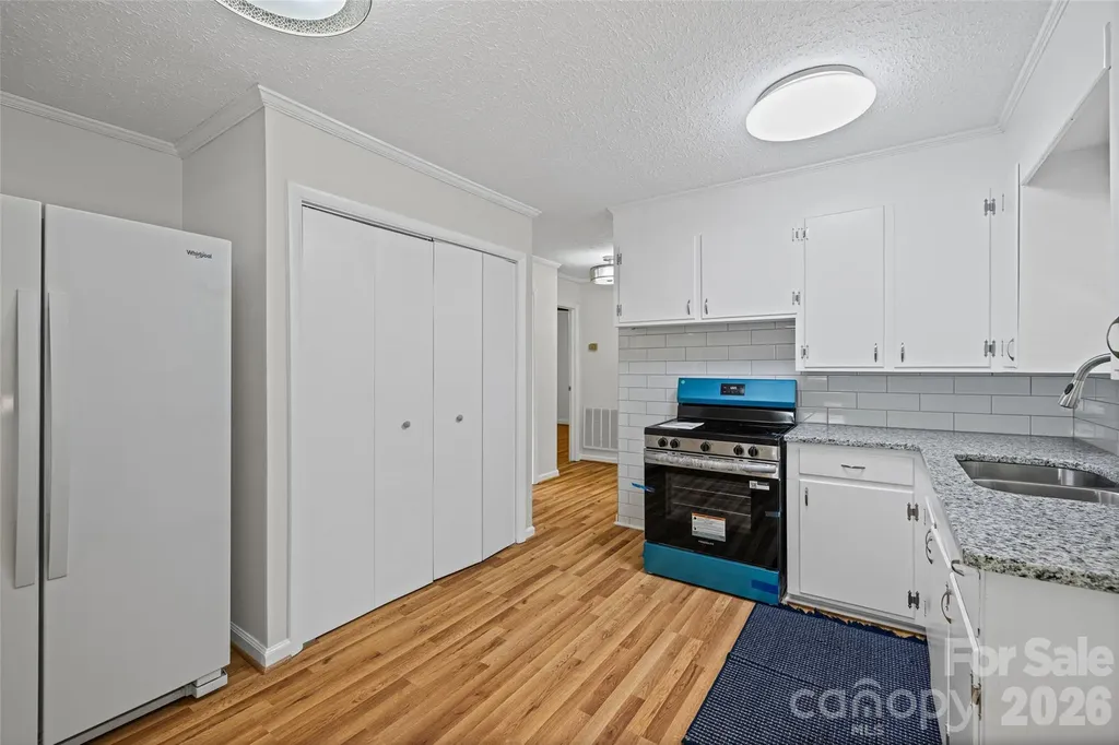 219 Belton Avenue Mount Holly NC 28120