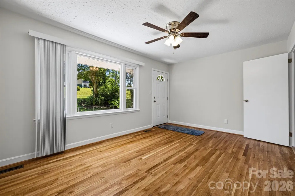 219 Belton Avenue Mount Holly NC 28120