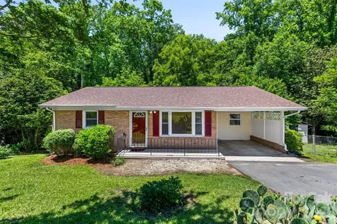 219 Belton Avenue Mount Holly NC 28120