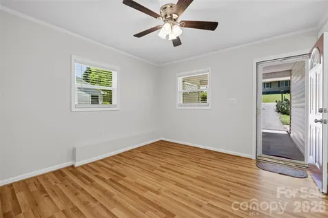219 Belton Avenue Mount Holly NC 28120