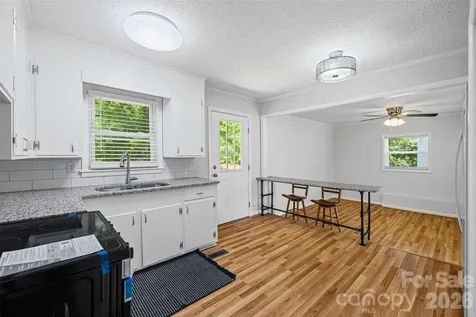 219 Belton Avenue Mount Holly NC 28120
