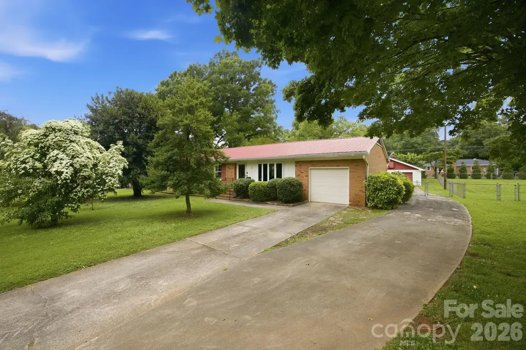635 Fieldstone Road Mooresville NC 28115