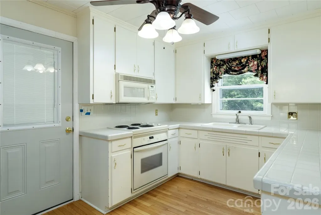 122 Whitley Road Morganton NC 28655