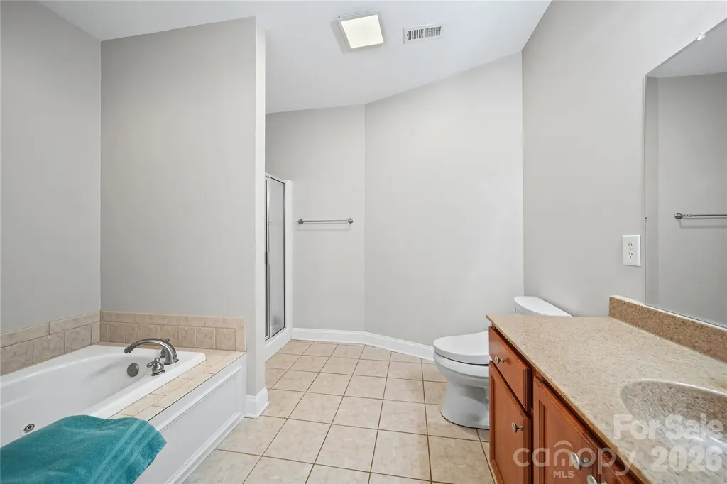 1524 Royalty Circle Statesville NC 28625