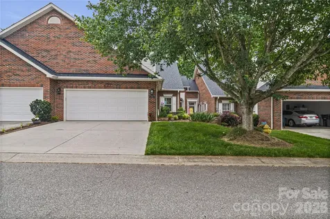 1524 Royalty Circle Statesville NC 28625