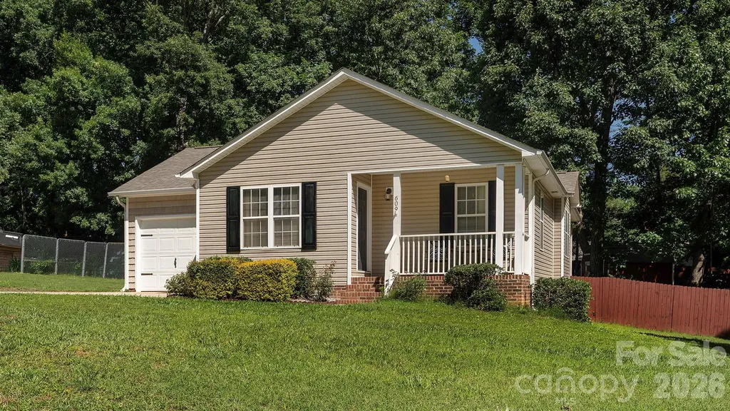609 Forest Ridge Road Kannapolis NC 28083