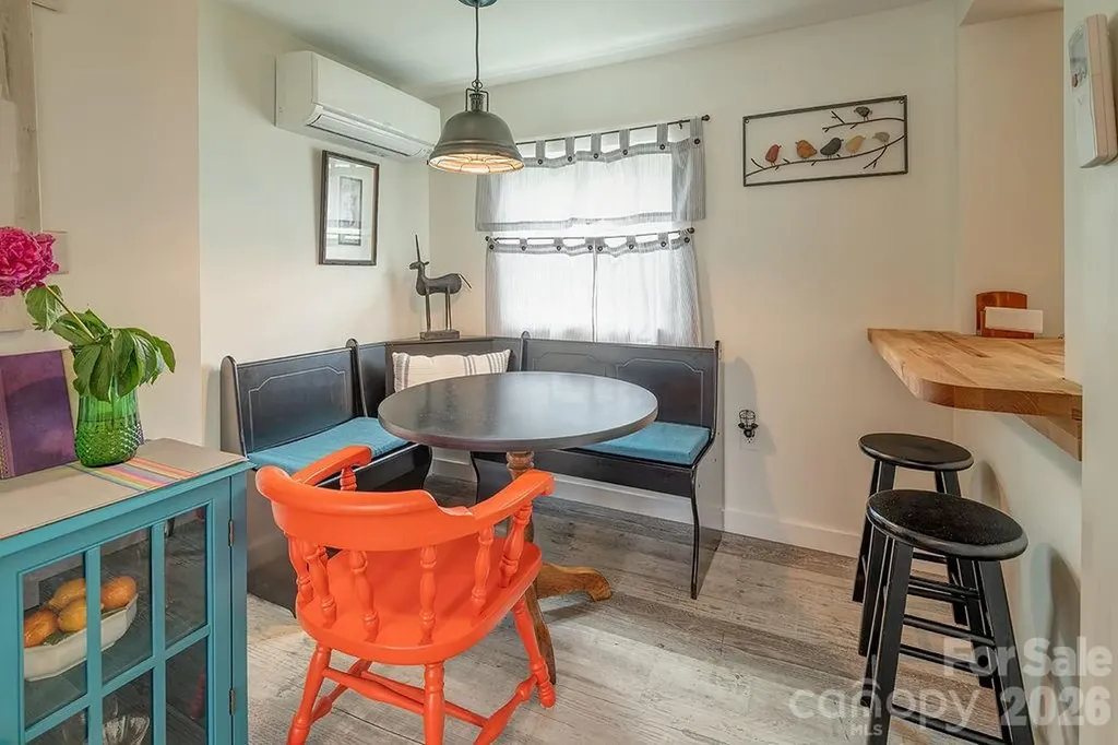 50 Hutchins Road Black Mountain NC 28711