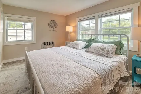50 Hutchins Road Black Mountain NC 28711