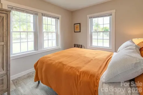 50 Hutchins Road Black Mountain NC 28711