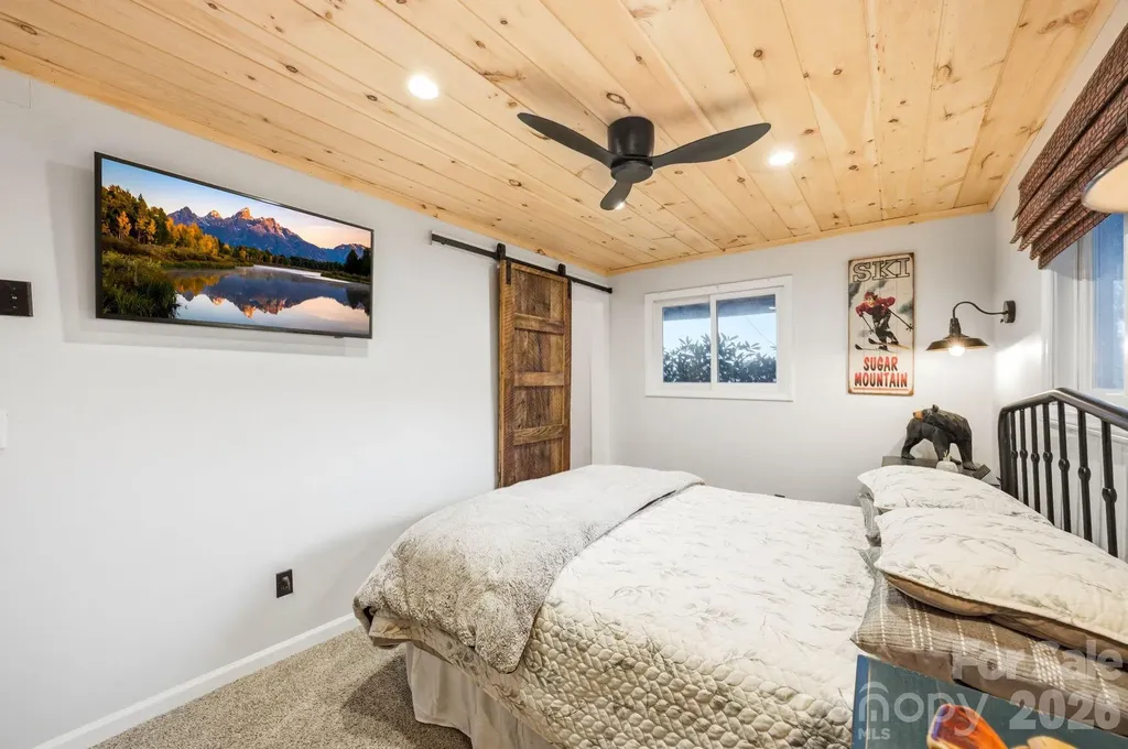 429 Green Cove Road Sugar Mountain NC 28604
