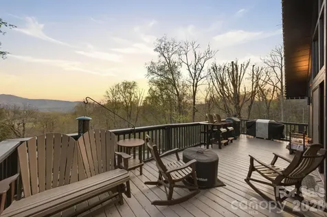 429 Green Cove Road Sugar Mountain NC 28604