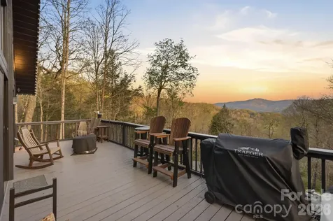 429 Green Cove Road Sugar Mountain NC 28604