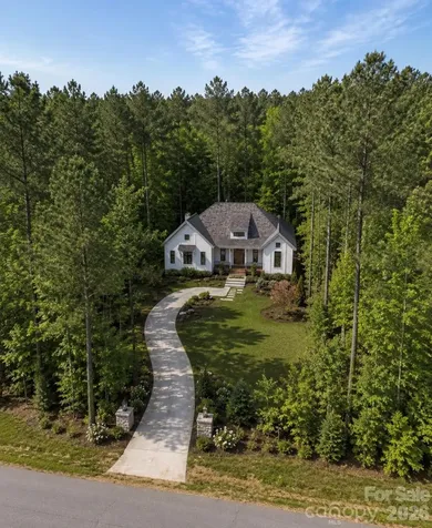 1545 & 1489 Lake Vista Drive NE Connelly Springs NC 28612