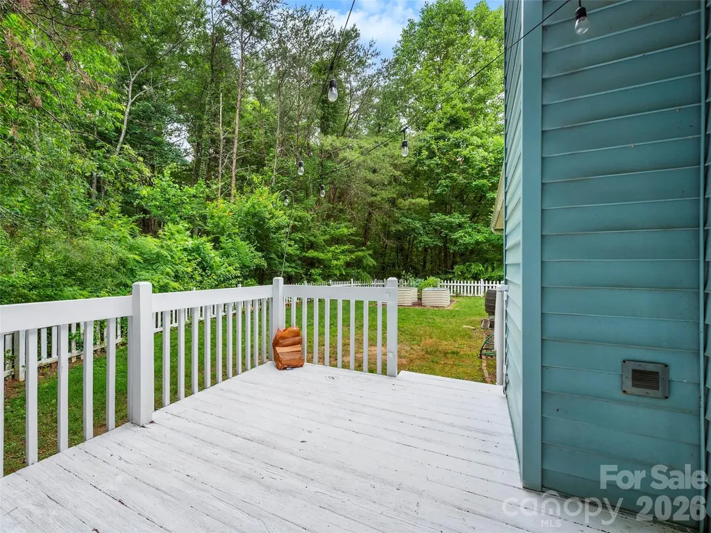39 Rocking Porch Lane Asheville NC 28805