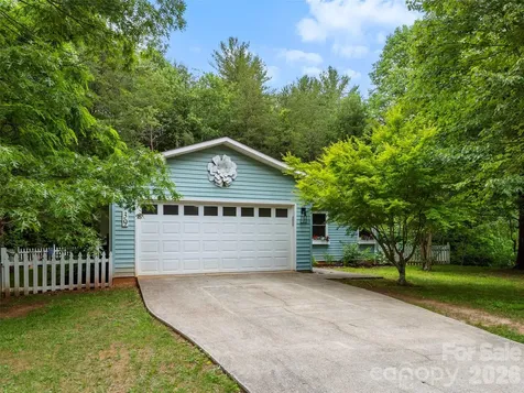 39 Rocking Porch Lane Asheville NC 28805
