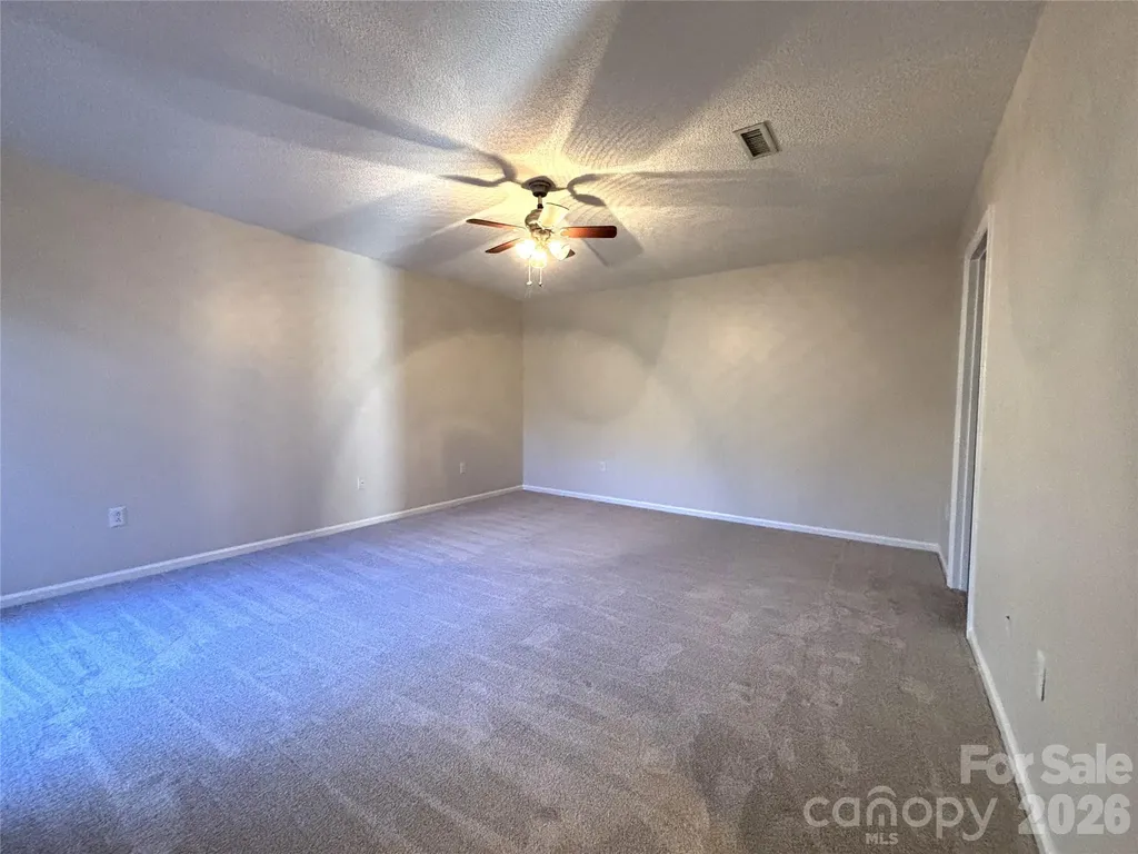 1754 12th Street NE Hickory NC 28601