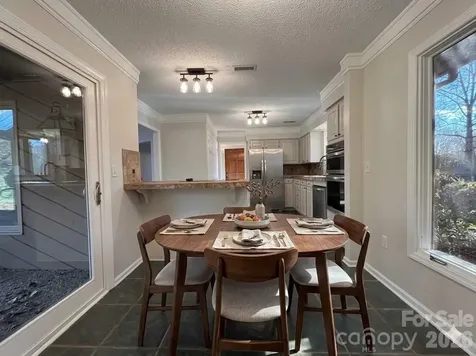 1754 12th Street NE Hickory NC 28601