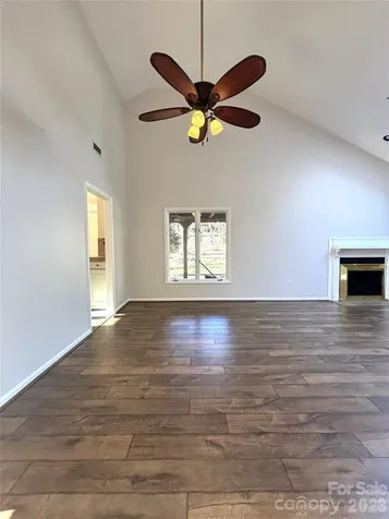 1754 12th Street NE Hickory NC 28601