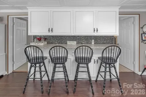 46842 Beach Road New London NC 28127