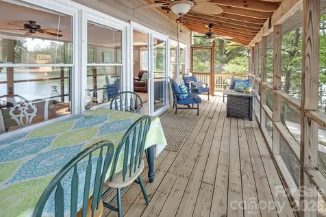 46842 Beach Road New London NC 28127