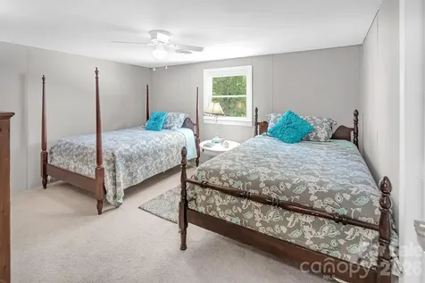 46842 Beach Road New London NC 28127