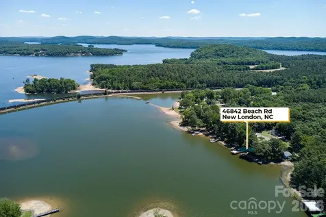 46842 Beach Road New London NC 28127