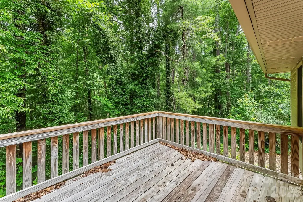 110 Wesley Drive Morganton NC 28655