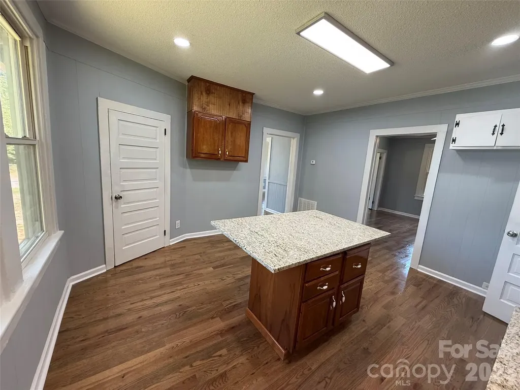 652 Cherry Street Wadesboro NC 28170