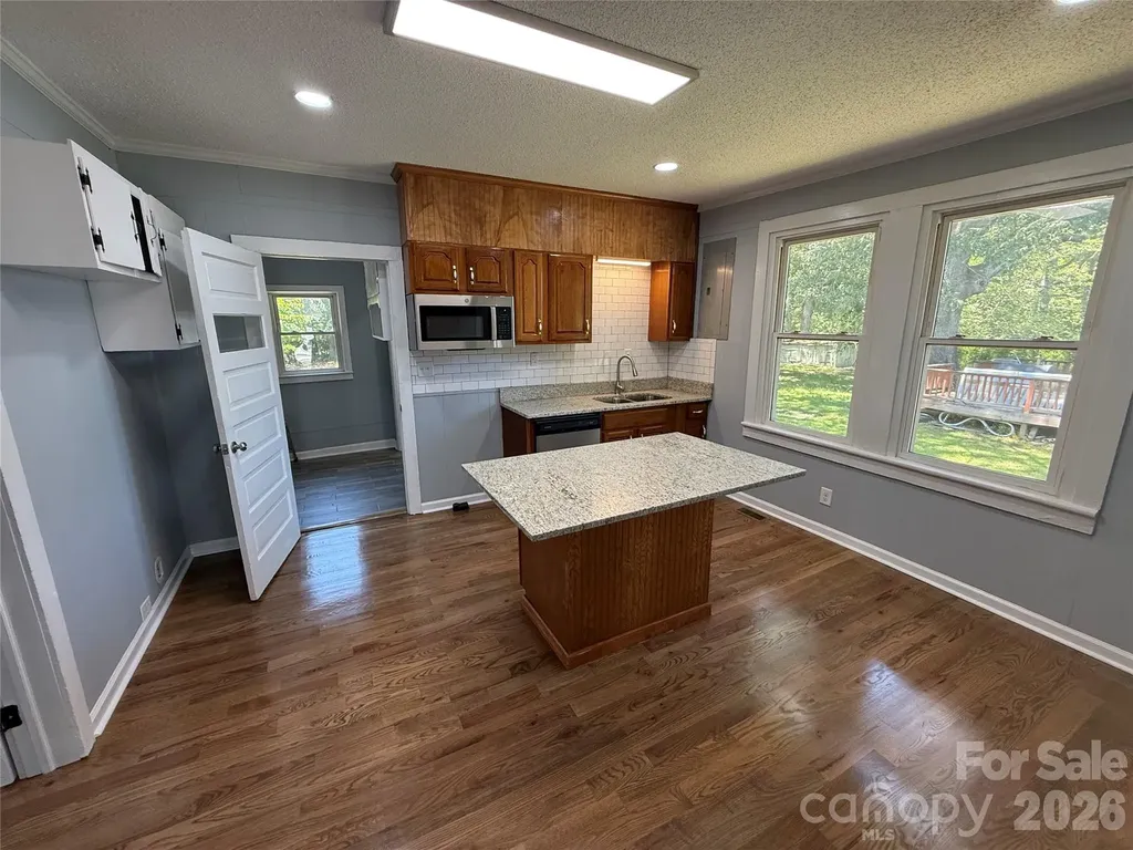 652 Cherry Street Wadesboro NC 28170